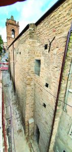 muro ricostruito