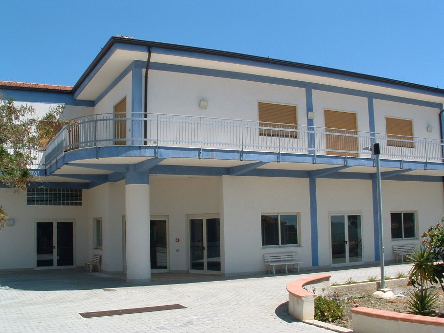 BARRAFRANCA centro diurno