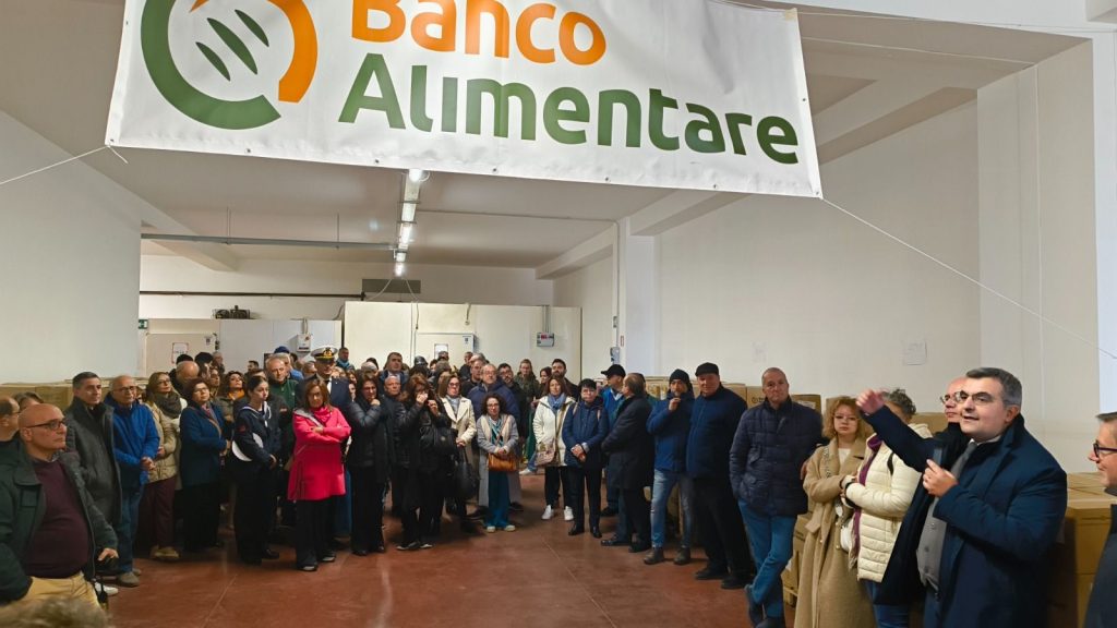 Banco alimentare- Foto di gruppo 2