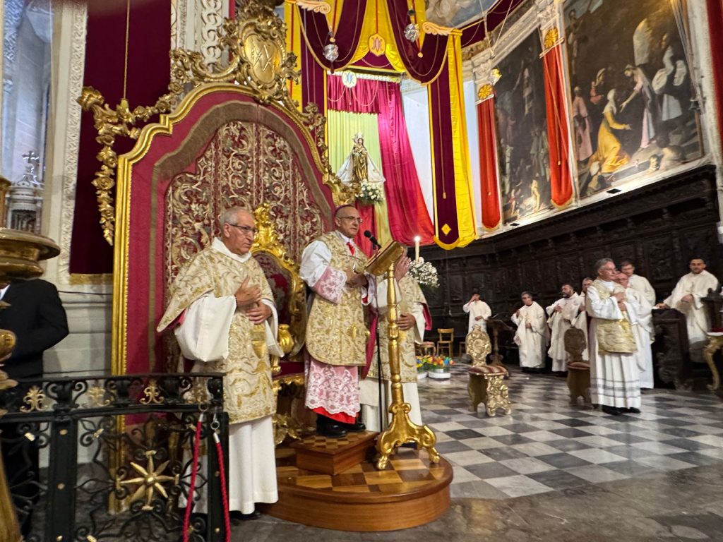 Pontificale Madonna Enna